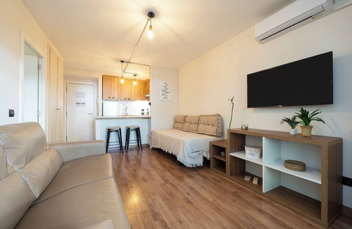 Salou City Centre Apartment | Apartment 'Apartamentos Salou - 112' with Shared Pool, Wi-Fi and Air Conditioning