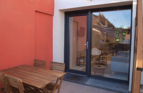 La Madeleine Apartment | Apartment-Apartment-Ensuite with Shower-Terrace-Appartement 932