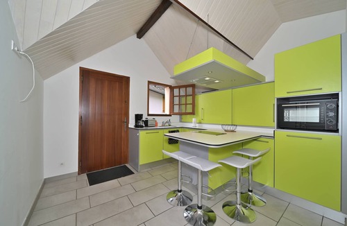 Boutx Apartment | Apartment 'Appartement Boutx' with Private Terrace, Balcony and Wi-Fi