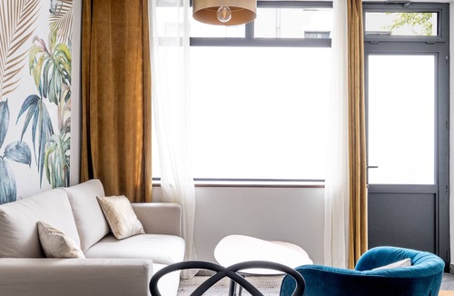 Dobree-Bon Port Apartment | Apartment 'Appartement Machine De L'île' with Wi-Fi