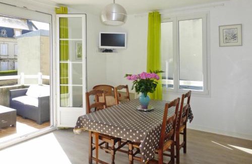Arromanches-les-Bains Apartment | Apartment, Arromanches les Bains