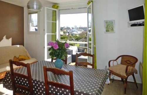 Arromanches-les-Bains Apartment | Apartment, Arromanches les Bains