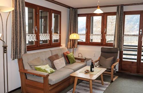 Ernen Apartment | Apartment Aragon M86 by Interhome