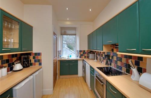 Oban Apartment | Apartment Argyll Mansions by Interhome