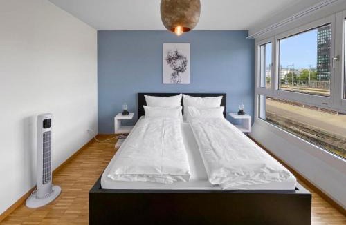 Zug Apartment | Apartment ARISER Zug Central Business Apartment by Interhome