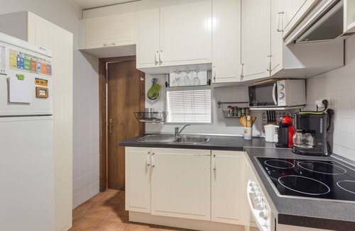 Murcia Apartment | Apartment 'Arrabal De San Benito 2' with Private Terrace, Wi-Fi and Air Conditioning