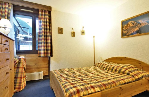 Chamonix City Centre Apartment | Apartment Arve 1 et 2-4 by Interhome