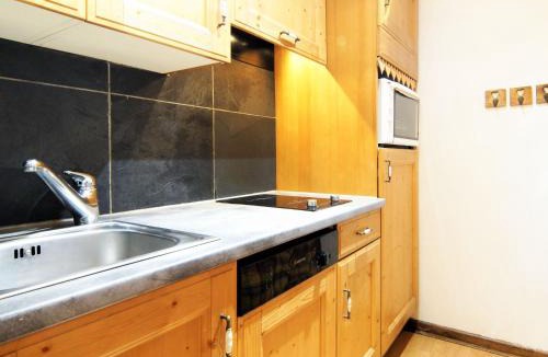Chamonix City Centre Apartment | Apartment Arve 1 et 2-4 by Interhome
