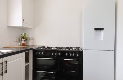 Babbacombe Cottage | Apartment at Morningside Hotel