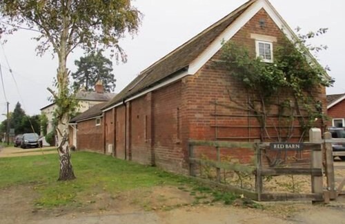 Long Wittenham Apartment | Apartment at The Red Barn