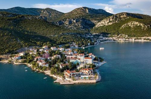 Klek Apartment | Apartment At the sea