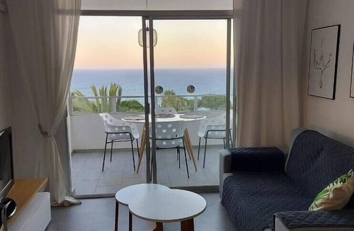 Gran Alacant Apartment | Apartment 'Atico Gran Alacant' with Sea View, Wi-Fi and Air Conditioning