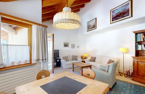 Sils-Maria Apartment | Apartment Auricula 3.3 - 3.5-Room Attic Apartment