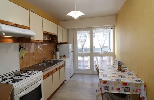 Aurillac Apartment | Apartment Aurillac, 2 bedrooms, 4 persons