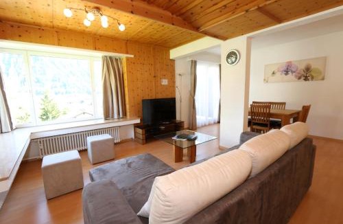 Davos-Dorf Apartment | Apartment Bünda