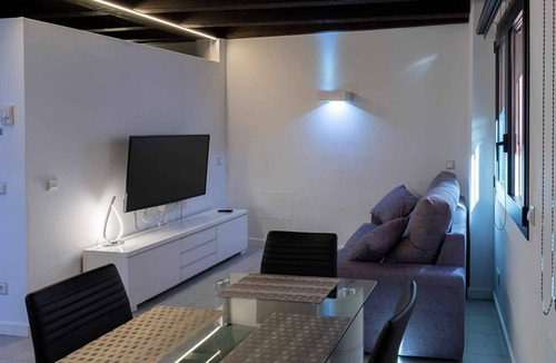 Olot Apartment | APARTMENT B-2