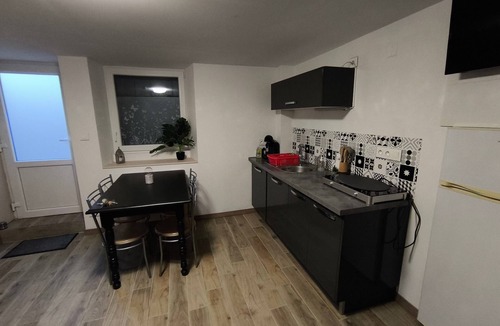 Bazoilles-sur-Meuse Apartment | Apartment 'Bienvenue Au Bord De Meuse' with Wi-Fi