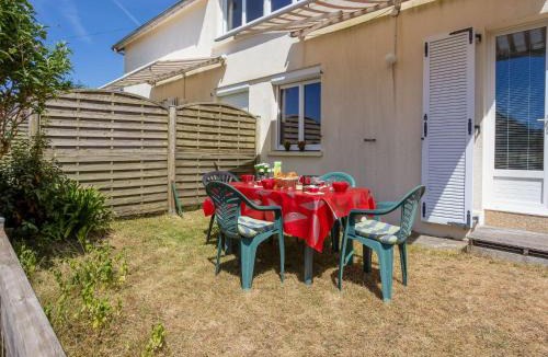 Denneville Apartment | Apartment Babord - DVL402 by Interhome