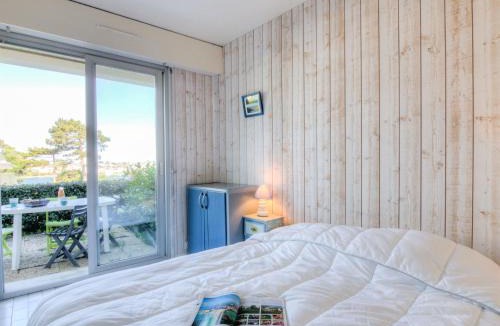 Dinard Apartment | Apartment Balafen by Interhome