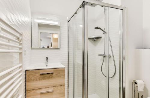 Sainte-Marie-Plage Apartment | Apartment Balnéa-2 by Interhome