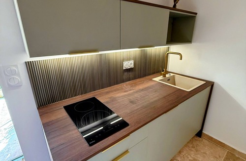 Le Somail Apartment | Apartment 'Balneo Luxe'