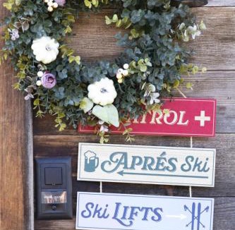 Zweisimmen Apartment | Apartment Baren Penthouse by Interhome
