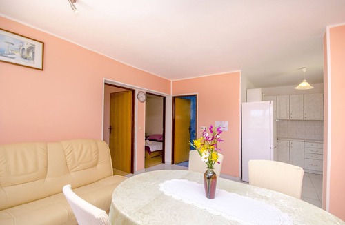 Razanj Apartment | Apartment Bariša (57661-A1) - Razanj