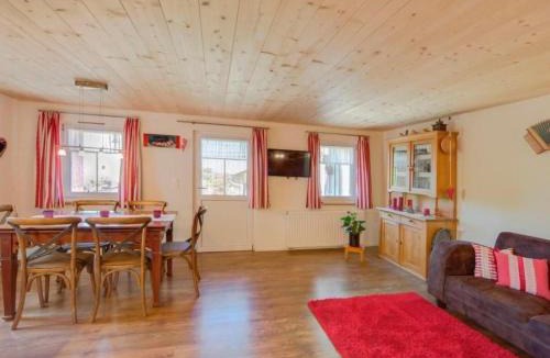 Schlatt-Haslen Apartment | Apartment Bauernhof Fendrig - neue Wohnung by Interhome