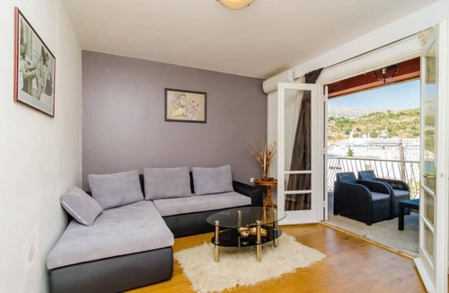 Babin Kuk Apartment | Apartment Bava - Two Bedroom Apartment with Two Balconies and Sea View