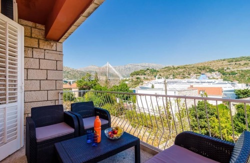 Babin Kuk Apartment | Apartment Bava - Two Bedroom Apartment with Two Balconies and Sea View