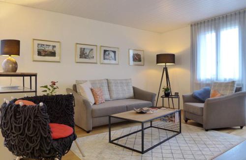 Leissigen Apartment | Apartment Beatrice Garden by Interhome