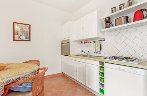 La Nartelle Apartment | Apartment 'Bel 4p St-Maxime' with Private Terrace, Private Garden and Wi-Fi