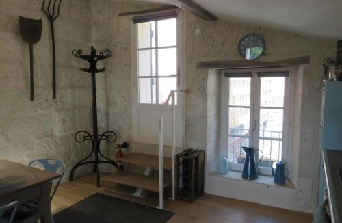 Aubeterre-sur-Dronne Apartment | Apartment Bellevue