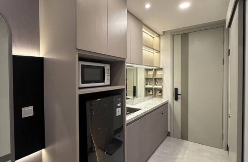 Surabaya Apartment | Apartment Bella Pakuwon City Mall Surabaya Timur 3 pax direct access to mall