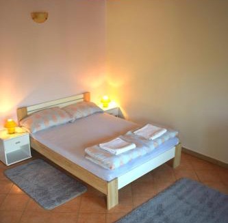 Molunat Apartment | Apartment Bini