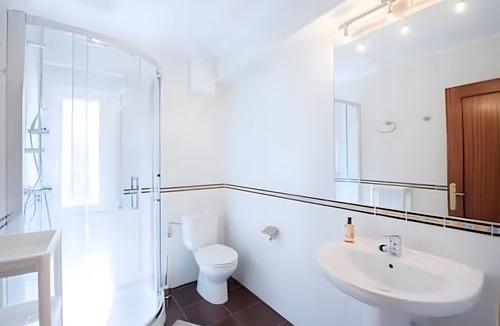 Sopuerta Apartment | Apartment 'Bizkar Bare 1' with Wi-Fi
