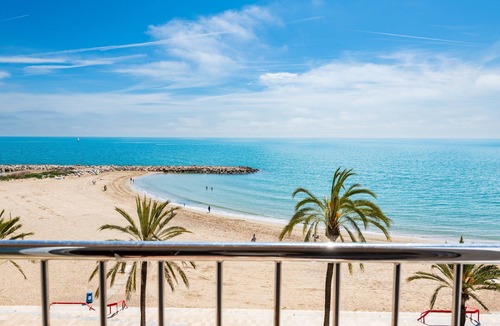 Vinaros Apartment | Apartment 'Blau Mar' with Sea View, Wi-Fi and Air Conditioning