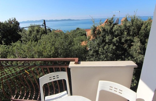 Kozino Apartment | Apartment Bluesky