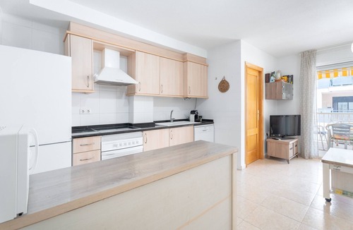 El Grau de Moncofa Apartment | Apartment 'Bonito Segunda Linea' with Sea View, Shared Pool and Air Conditioning