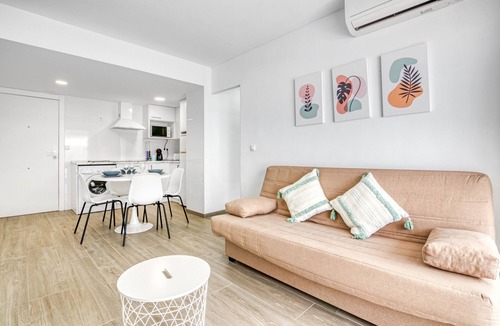 Grao de Gandia Apartment | Apartment 'Bonaire' with Sea View, Shared Pool and Private Terrace