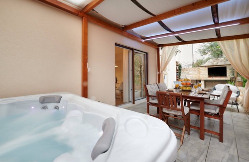 Seget Donji Apartment | Apartment Boris (ST) - Two Bedroom Apartment with Terrace and Jacuzzi