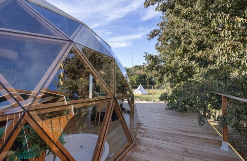 Canyelles Apartment | Apartment 'Bubble Suites' with Mountain View, Wi-Fi and Air Conditioning