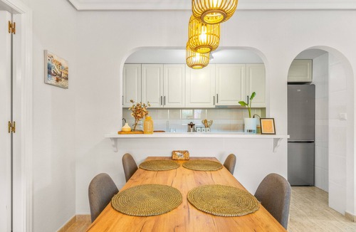 La Florida Apartment | Apartment 'Bugenwilla Orihuela Costa' with Shared Pool, Wi-Fi and Air Conditioning