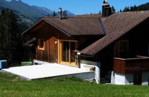 Adelboden Apartment | Apartment Burn- Alte Strasse by Interhome