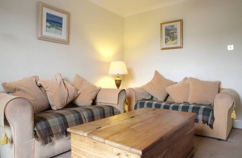 Gifford Apartment | Apartment by Holyrood with splendid views