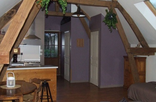 Renty Apartment | Apartment by the river