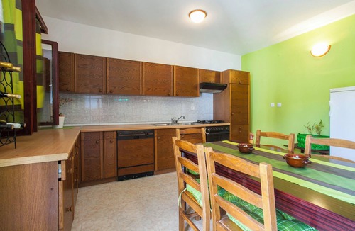 Brna Apartment | Apartment Colorful (100611-A1) - Brna - island Korcula