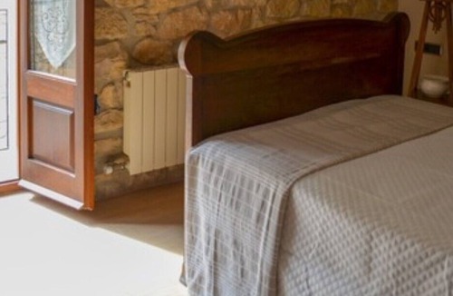 Maials Apartment | Apartment Cal Milio 2 with Pool & Wi-Fi