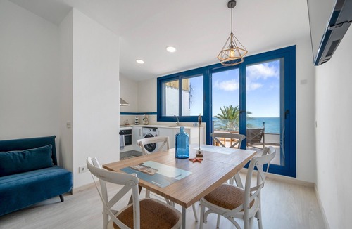 Calafell Apartment | Apartment 'Calafellmar Loft' with Sea View, Wi-Fi and Air Conditioning