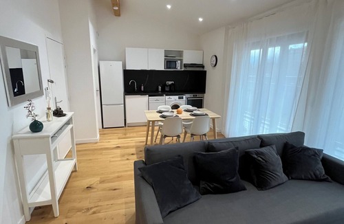 Guilhemery Apartment | Apartment Camille Pujol Toulouse